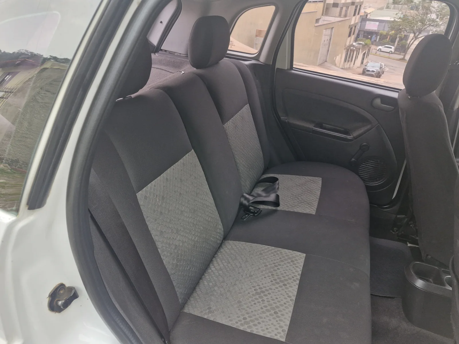 Ford Fiesta 1.6 Manual - foto 9