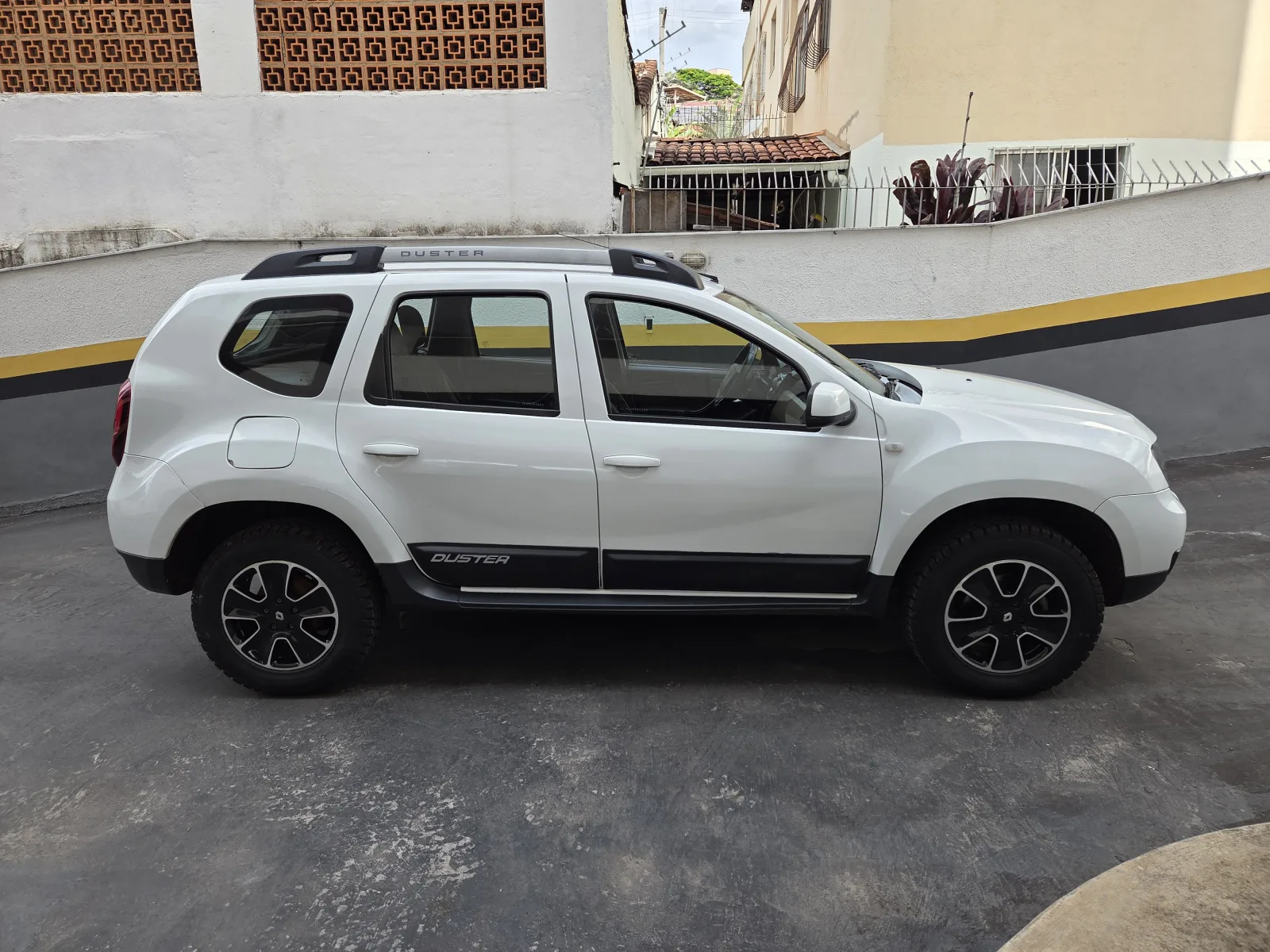 Renault Duster Dynamique 2.0 4X4 Manual - foto 4