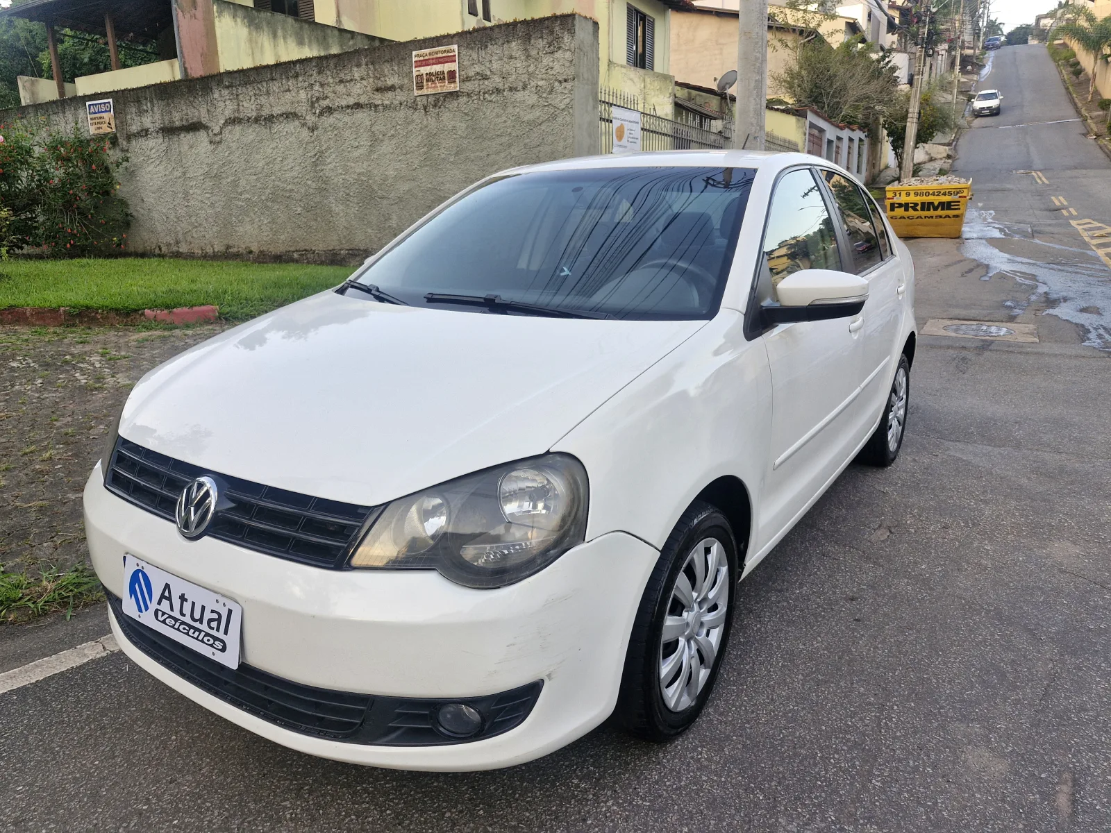 Volkswagen Polo Sedan 2014 à venda