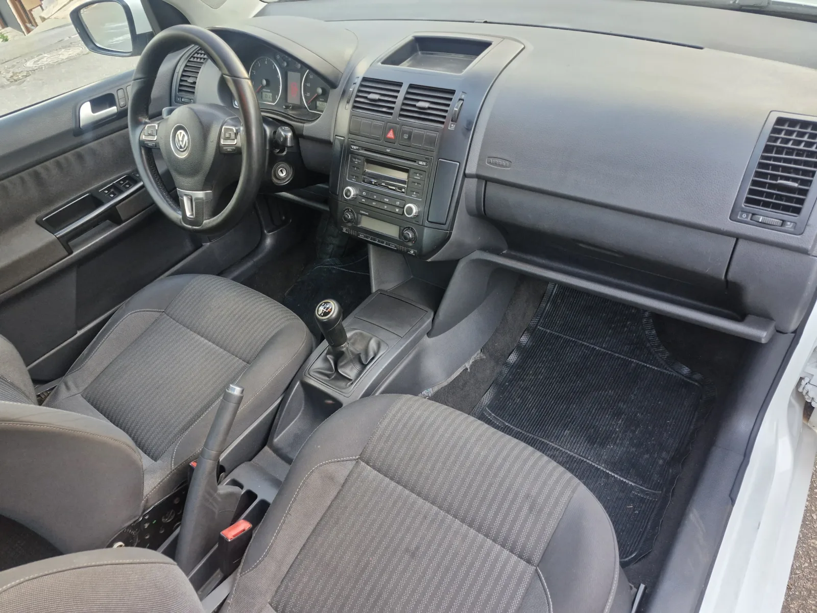 Volkswagen Polo Sedan Sedan 1.6 Manual - foto 12
